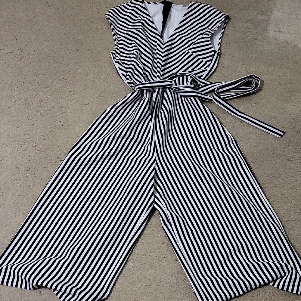 New York & Company Monochrome Striped Jumpsuit